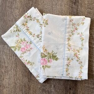 Pair‎ of vintage pillowcases, Lady Pepperell
